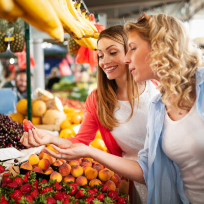 Meal Delivery Services Vs. Grocery Shopping – Factors To Consider