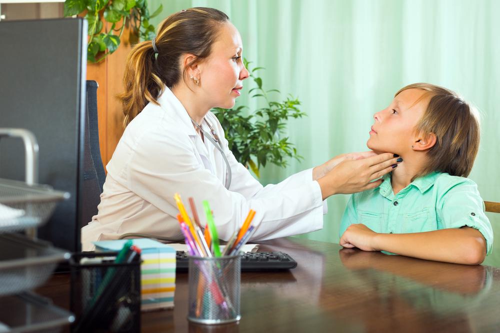 Hypothyroidism vs. hyperthyroidism – Know the difference