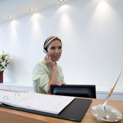 Virtual Receptionists for Law Firms – Functions and Tips to Choose